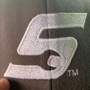 Meet your Posher, Dustin